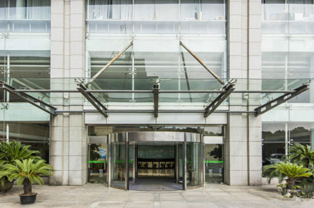 新长征商务大厦正门