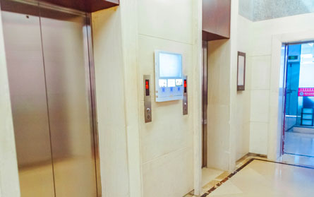 中瑞商务大厦电梯