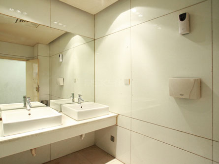 悦达国际大厦卫生间