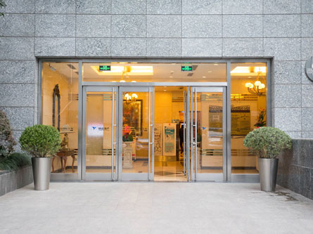 悦达国际大厦正门