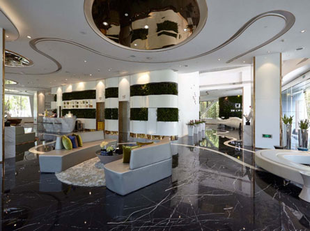 虹桥正荣中心大堂