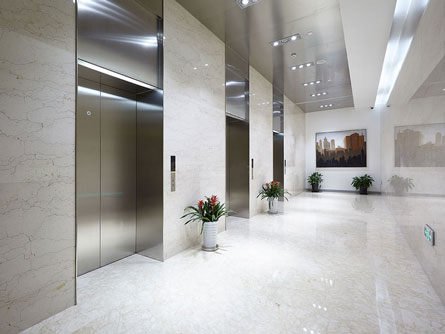 虹桥绿谷广场电梯间