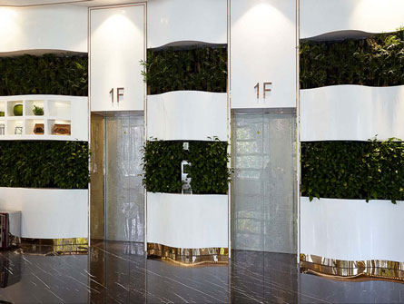 虹桥正荣中心电梯间