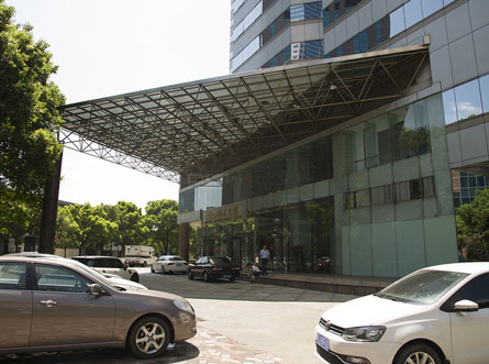 东方国际大厦大门