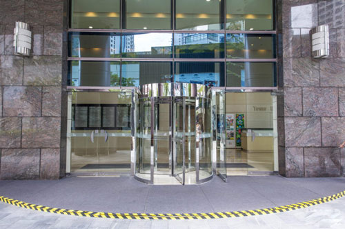 虹桥南丰城大门