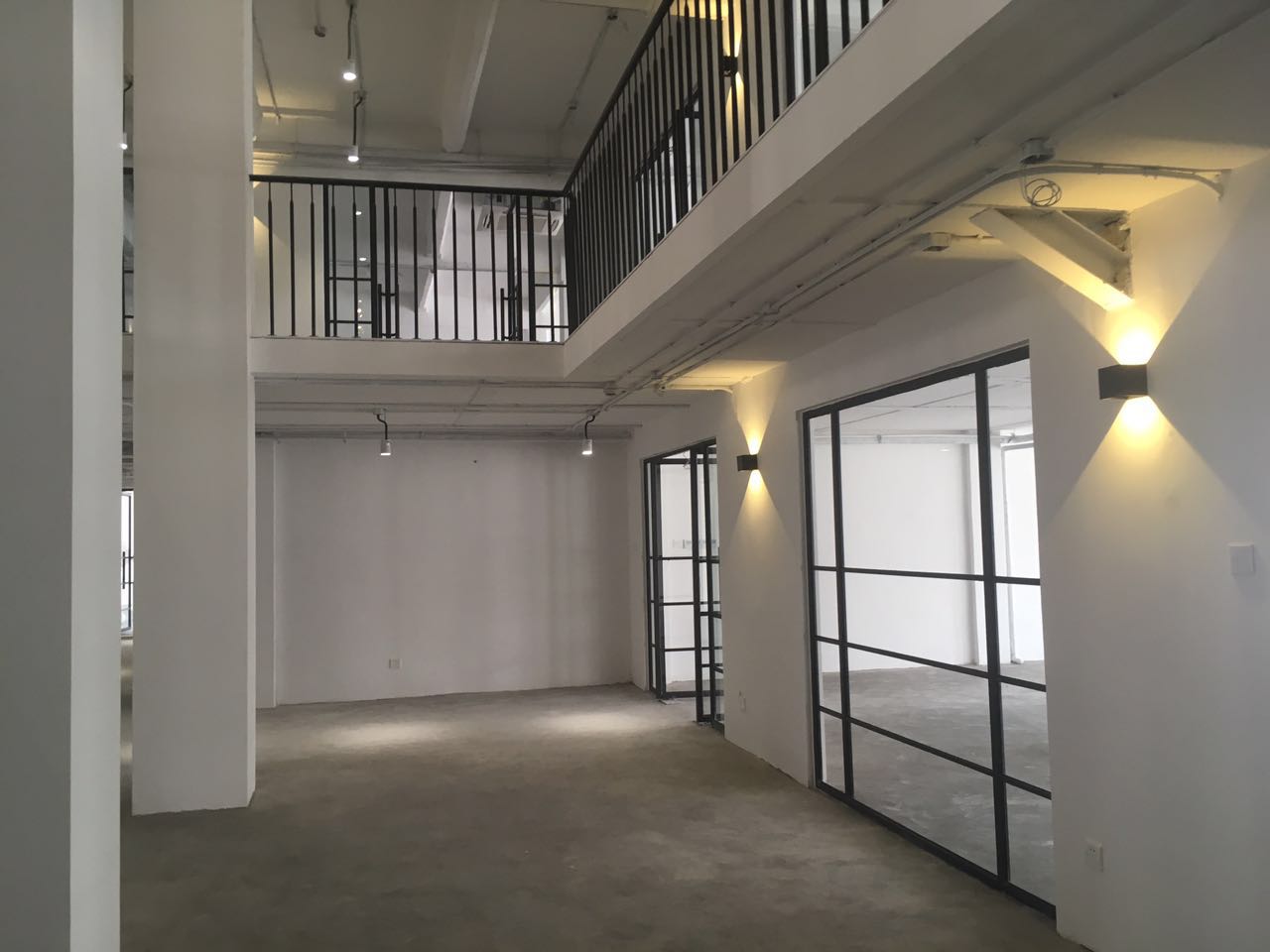 盛醒创意园办公区域