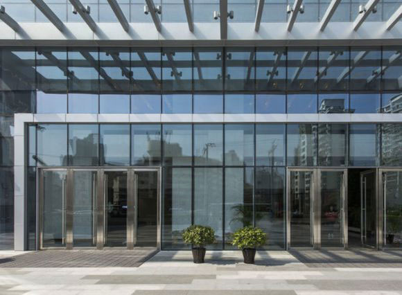 中港汇大厦正门