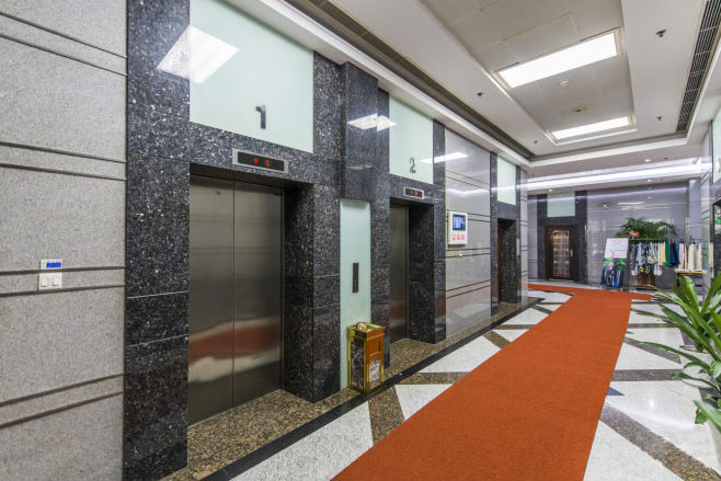 新概念大厦电梯间