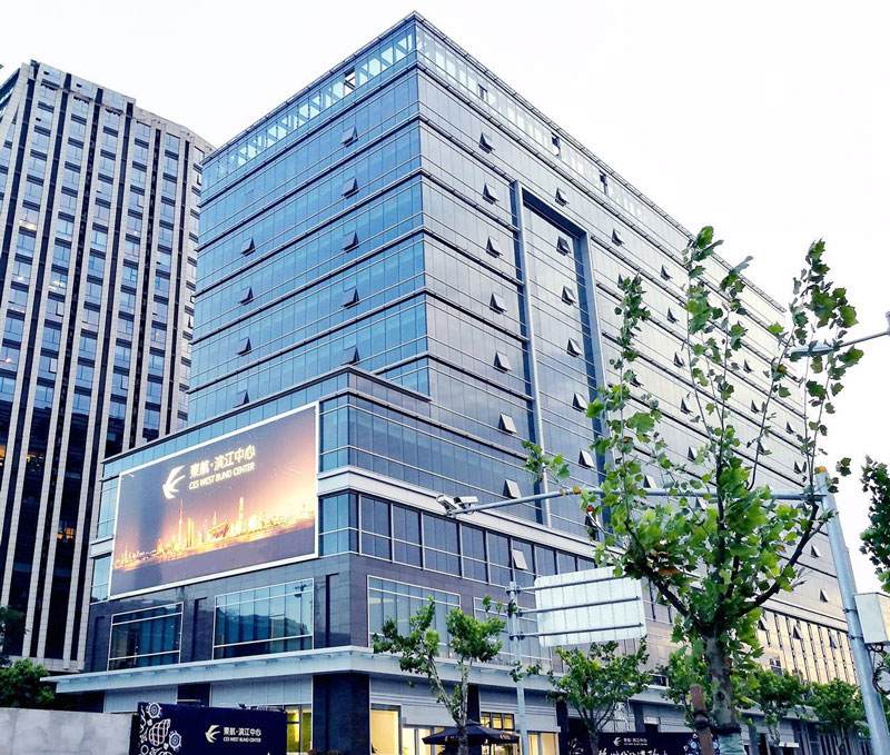 东航滨江中心