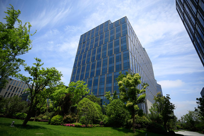 东方万国企业中心