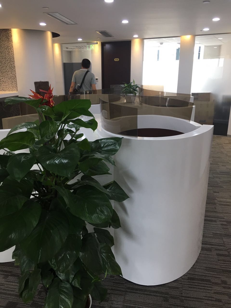 易事达商务中心（中期大厦）