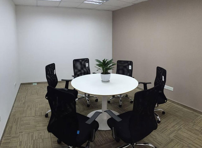 易事达商务中心（中期大厦）