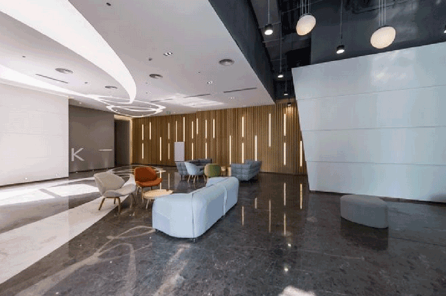 龙湖虹桥天街大堂