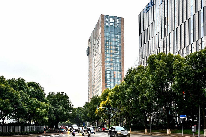 漕河泾现代服务大厦