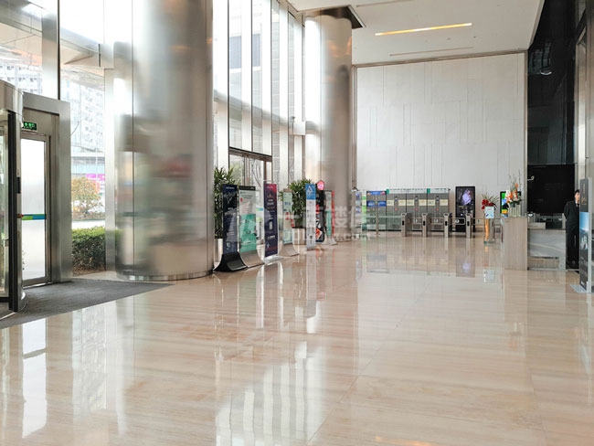 绿地海外滩中心