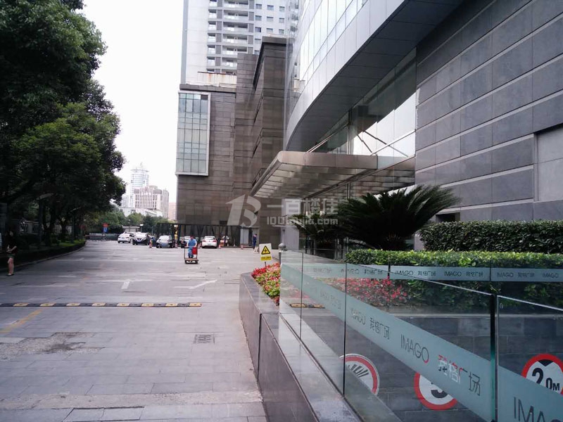 我格广场周边环境