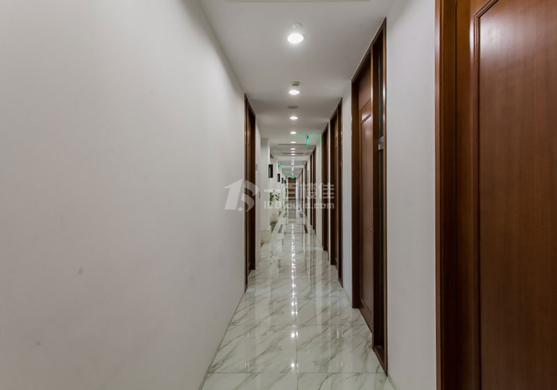 Bund 270 (启麟商务中心）