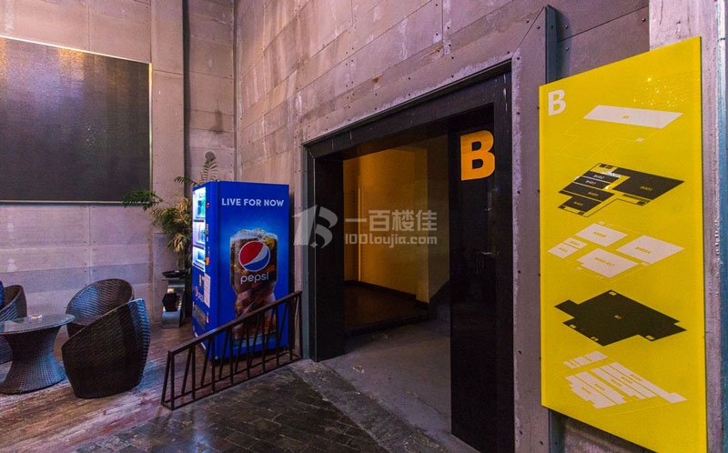 周家桥创意产业之门