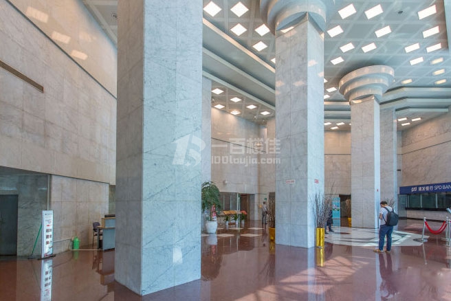 新虹桥中心大厦