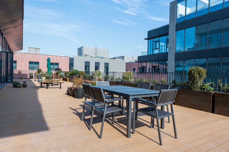 大宁中心广场三期周边环境