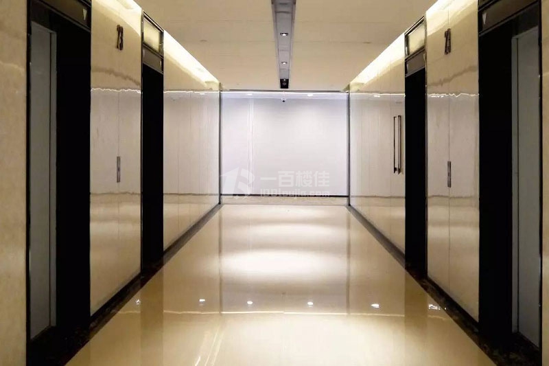 东贤大厦电梯间