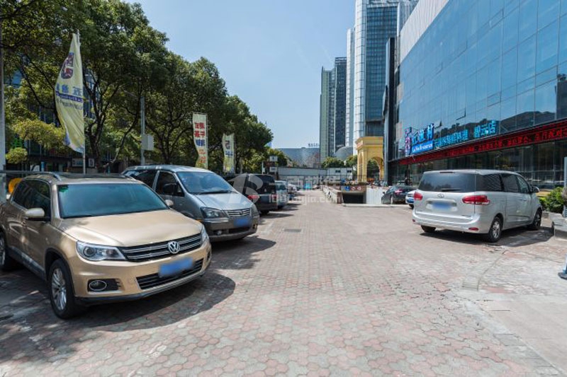 银桥大厦周边环境