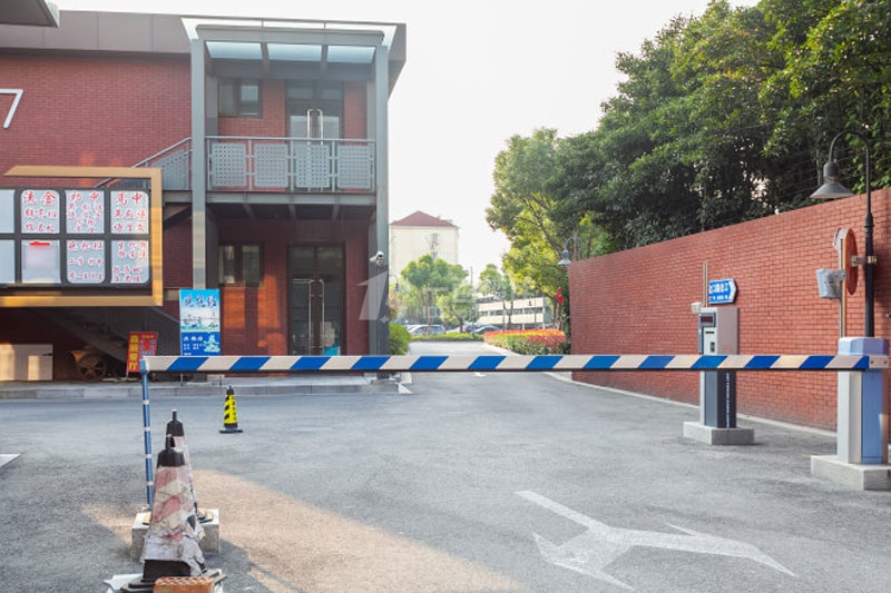 鑫桥创意园周边环境