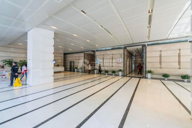 新城市中心广场大堂