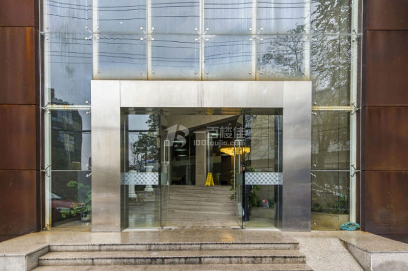 东华创意园正门