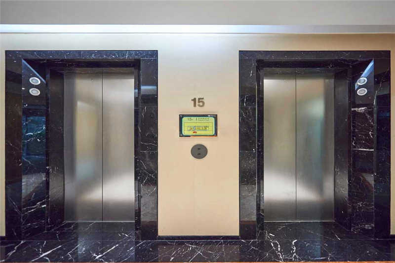 陆家嘴商务广场